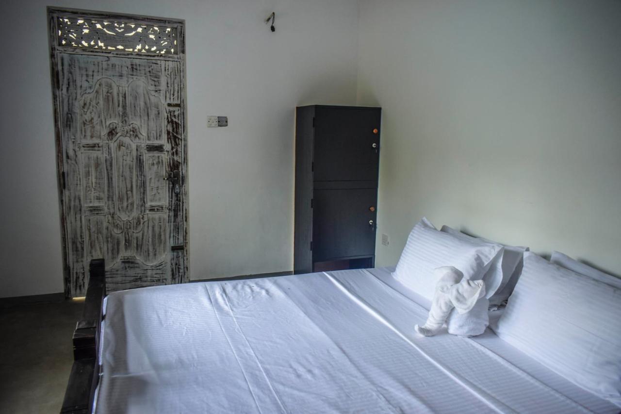 Bunk 15 Hiriketiya Hostel ดิคเวลลา ภายนอก รูปภาพ