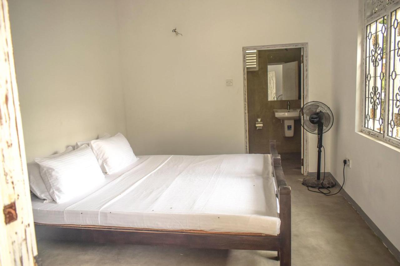 Bunk 15 Hiriketiya Hostel ดิคเวลลา ภายนอก รูปภาพ