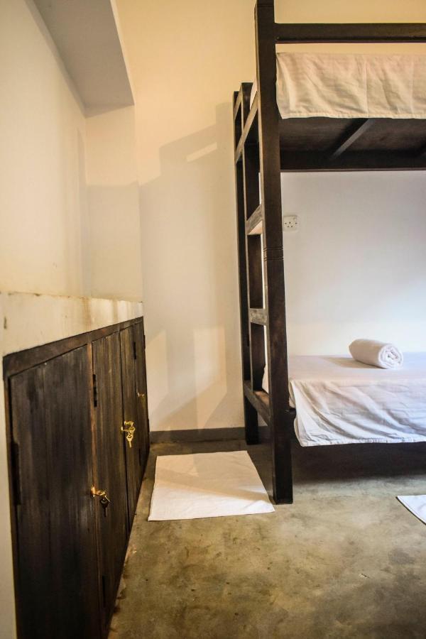 Bunk 15 Hiriketiya Hostel ดิคเวลลา ภายนอก รูปภาพ